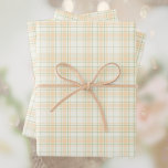 Tartan - Licht Oranje-Sage Groen-Extra Licht Ivory Inpakpapier Vel<br><div class="desc">Tartangif in zachte schoppen van oranje of perzikkleurig,  grijsgroen en extra licht ivoor. Kan bij alle gelegenheden worden gebruikt en is leeftijdsneutraal.</div>