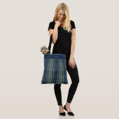 Tartan Plaid - Navy Blue en Slate Green Tote Bag (Op model)