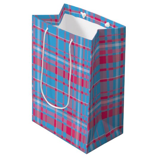 Tartanblauw en rood medium cadeauzakje (Voorkant Gekanteld)