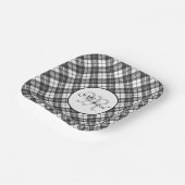 Tartanpatroon Kerstzwart wit monogram Papieren Bordje (Gebogen)