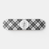 Tartanpatroon Kerstzwart wit monogram Persoonlijk Skateboard (Horizontaal)