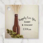 Tarwe en Hops Bier Hoppily Ever Na Bruiloft Bedankjes Labels (Voorkant)