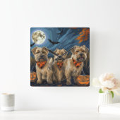 Tarweterriër Halloween Spooky Vierkante Klok (Huis)