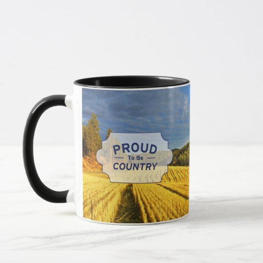 Tarweveld na oogst mok (Links)