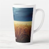 Tarweveld onder maanlicht latte mok (Rechts)