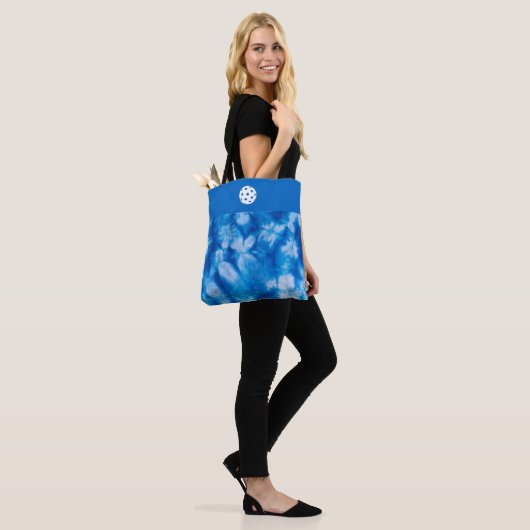 Tas Blue Tie Dye (Op model)