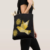 Tas met creatieve vogel met bloem (Dichtbij)