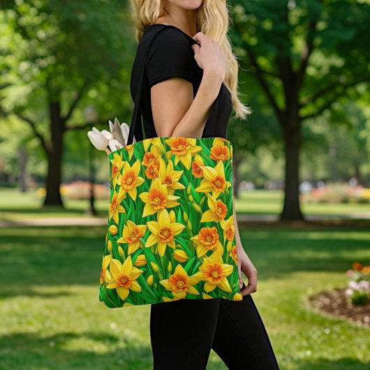Tas met gele narcissen