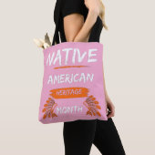 Tas van roze Native American erfgoedmaand (Dichtbij)