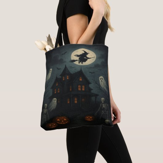 Tas voor een griezelig Halloweenhuis (Dichtbij)