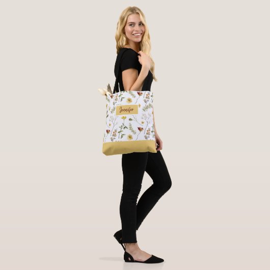 Tasje met gele en oranje wilde bloemen tote bag (Op model)