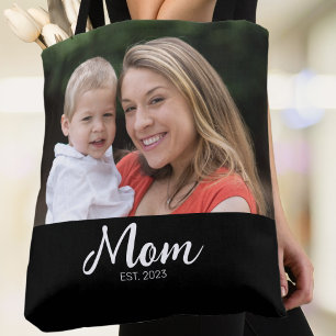 Tasje met zwarte foto en tekst 'Mom Established Sc Tote Bag