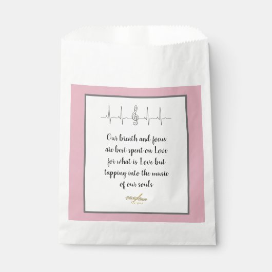 Tasjes met Ode aan de Liefde van dichteres Adiela  Bedankzakje (Voorkant)