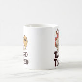 Tasked and Toasted | Werkplekchaos met Humor Koffiemok (Center)