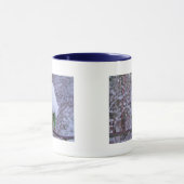 Tasse Schneehäufchen auf hübscher Pflanze Mok (Midden)