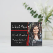 Tassel Red & Black Graduation Party aangekondigd Aankondigingskaart (Staand voorkant)