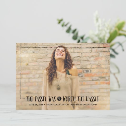 Tassel ter waarde van de Hassle in de aankondiging (Staand voorkant)