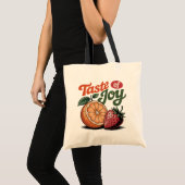 Taste of Joy Retro Orange Strawberry Shirt Tote Bag (Voorkant (product))