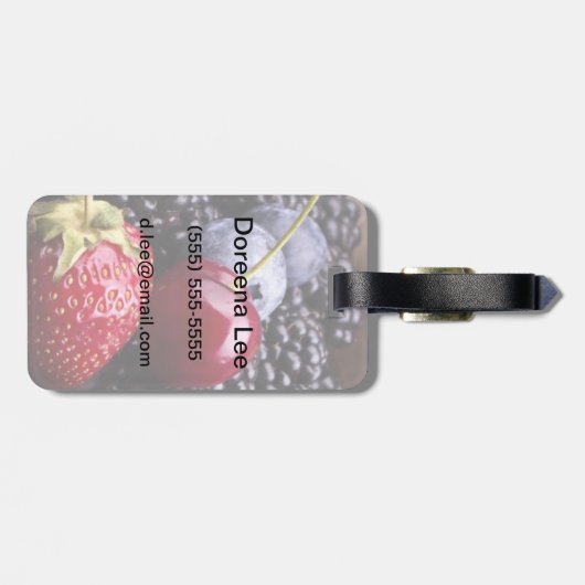 Tasty Summer Fruits on a Wooden Table Bagagelabel (Achterkant horizontaal)