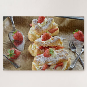 Tasty Sweet Strawberry Eclairs Pastry Summer Food Legpuzzel
