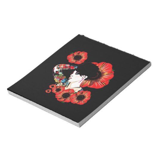 Tatoeage getatoeëerde meisje tussen klaprozen Kuns Notitieblok (Linkerzijde)