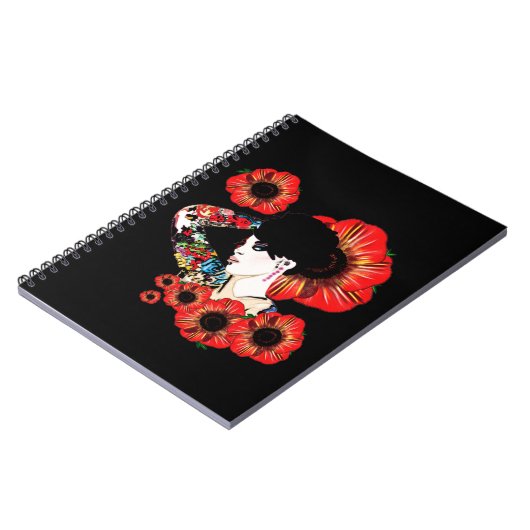 Tatoeage getatoeëerde meisje tussen klaprozen Kuns Notitieboek (Linkerzijde)