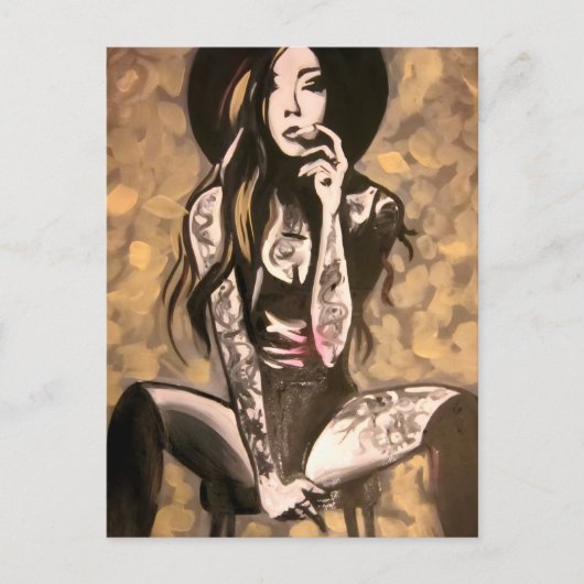 Tatoeëerde vrouw in goud briefkaart (Voorkant)
