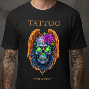Tatoeëerder Gotische Vleugelige Schedel Moderne Ta T-shirt