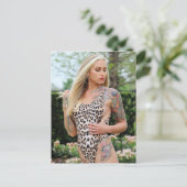 Tattoed Bikini Model Foto Briefkaart (Staand voorkant)