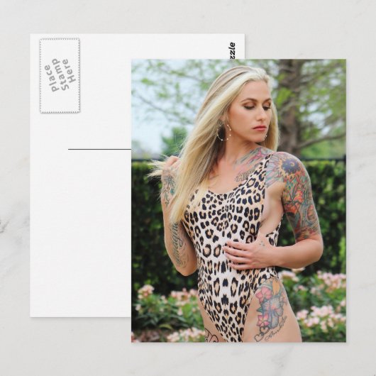 Tattoed Bikini Model Foto Briefkaart (Voorkant / Achterkant)