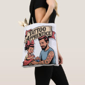 Tattoo Apprentice - Schattigee Cartoon vader en do Tote Bag (Dichtbij)