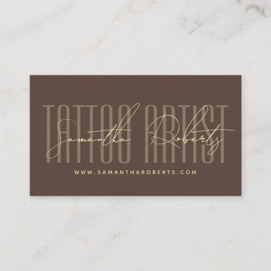 Tattoo artist modern typography script brown visitekaartje (Voorkant)