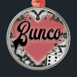 tattoo bunco metalen ornament<br><div class="desc">Jazz omhoog je volgende Bunco-evenement met deze leuke Bunco-producten. Het ontwerp van het Bunco-tattoo is voorzien van een prachtig roze hart omgeven door een  ontwerp. Ook inbegrepen zonder extra last is één witte geluksdoek.</div>