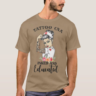 Tattoo CNA geïnkt en onderwezen sterke vrouwelijke T-shirt