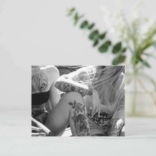 TATTOO GIRLS BRIEFKAART (Staand voorkant)