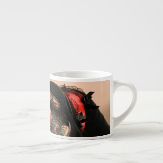 Tattoo omhoog espresso kop (Rechts)