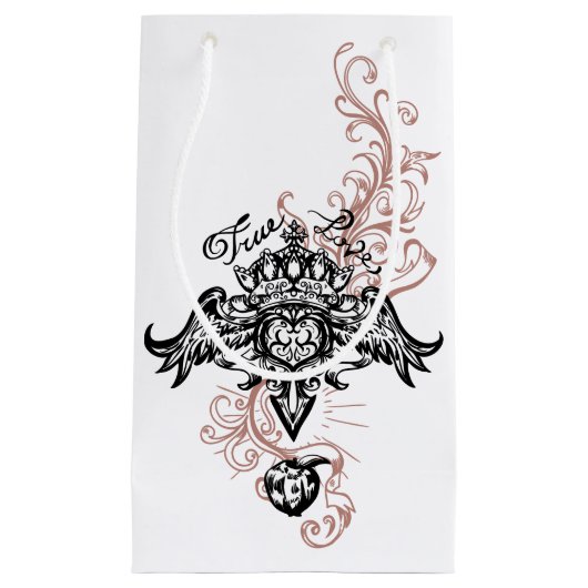 Tattoo, stijlvol hart, vleugels en kroon klein cadeauzakje (Voorkant)