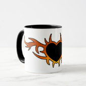 Tattoo van vlamhart mok (Voorkant links)