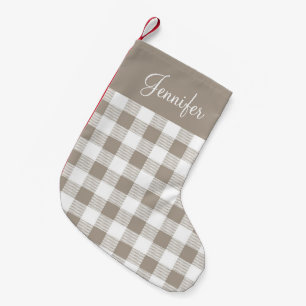 Taupe Beige Buffalo Plaid Patroon Naam Boerderijst Kleine Kerstsok