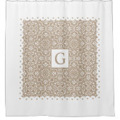 Taupe damast, witte geschulpte randen, monogram douchegordijn (Voorkant)