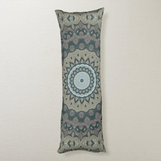 Taupe en Blauwgroen Mandala met Tribal Symmetrie Lichaamskussen (Achterkant (Verticaal))