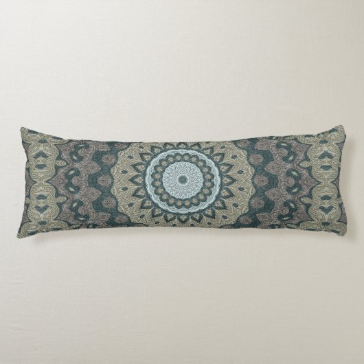 Taupe en Blauwgroen Mandala met Tribal Symmetrie Lichaamskussen (Voorkant)