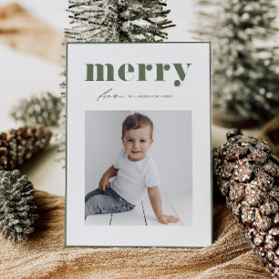 Taupe Green Bold Merry Typografie Foto Kerstmis Feestdagenkaart