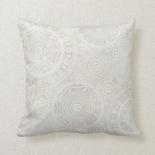 Taupe Ivory Lace Doily Neutral Mandala Print Kussen