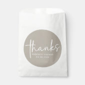 Taupe Minimalistisch Script Vrijgezellenfeest Bedankzakje (Voorkant)
