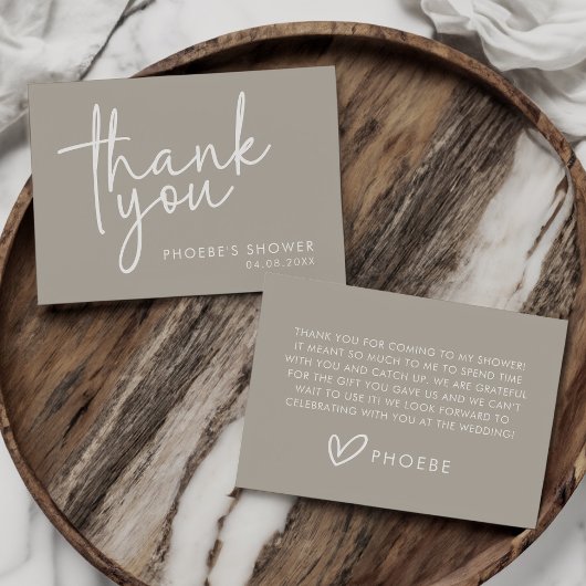 Taupe Minimalistische Script Bruids Shower Rechtop Bedankkaart