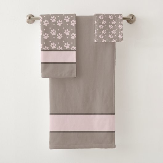 Taupe & Pink Paw Print – Elegant Neutral Dog Lover Bad Handdoek (Insitu)