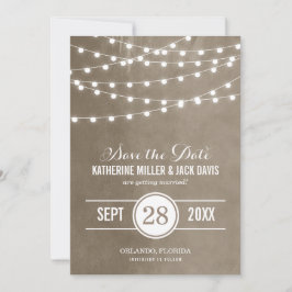 Taupe Slingerlichten Save the Date Aankondiging