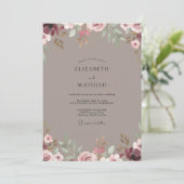 Taupe Stille Roze Bloemblad Bruiloft Kaart (Staand voorkant)