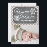 Taupe Stippen Krijtbord Sneeuwvlok Kerst Foto Kaar Feestdagenkaart<br><div class="desc">Voeg je favoriete familiefoto of de eerste kerst van je baby of het kerstbeeld van je babyjongen of babymeisje toe aan deze zoete, moderne en mooie winterthema kerstfoto kaart met twee sneeuwvlokken op een krijtbord achtergrond en bruine taupe tint stippenpatroon. Er staat 'Warm Wishes' op en het kan worden gepersonaliseerd...</div>